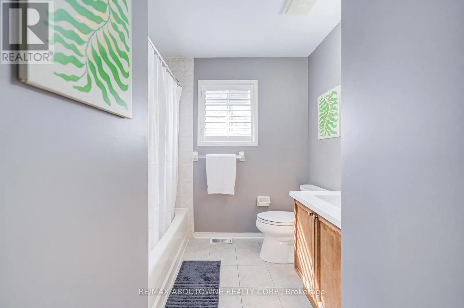 3041 CAULFIELD CRESCENT
