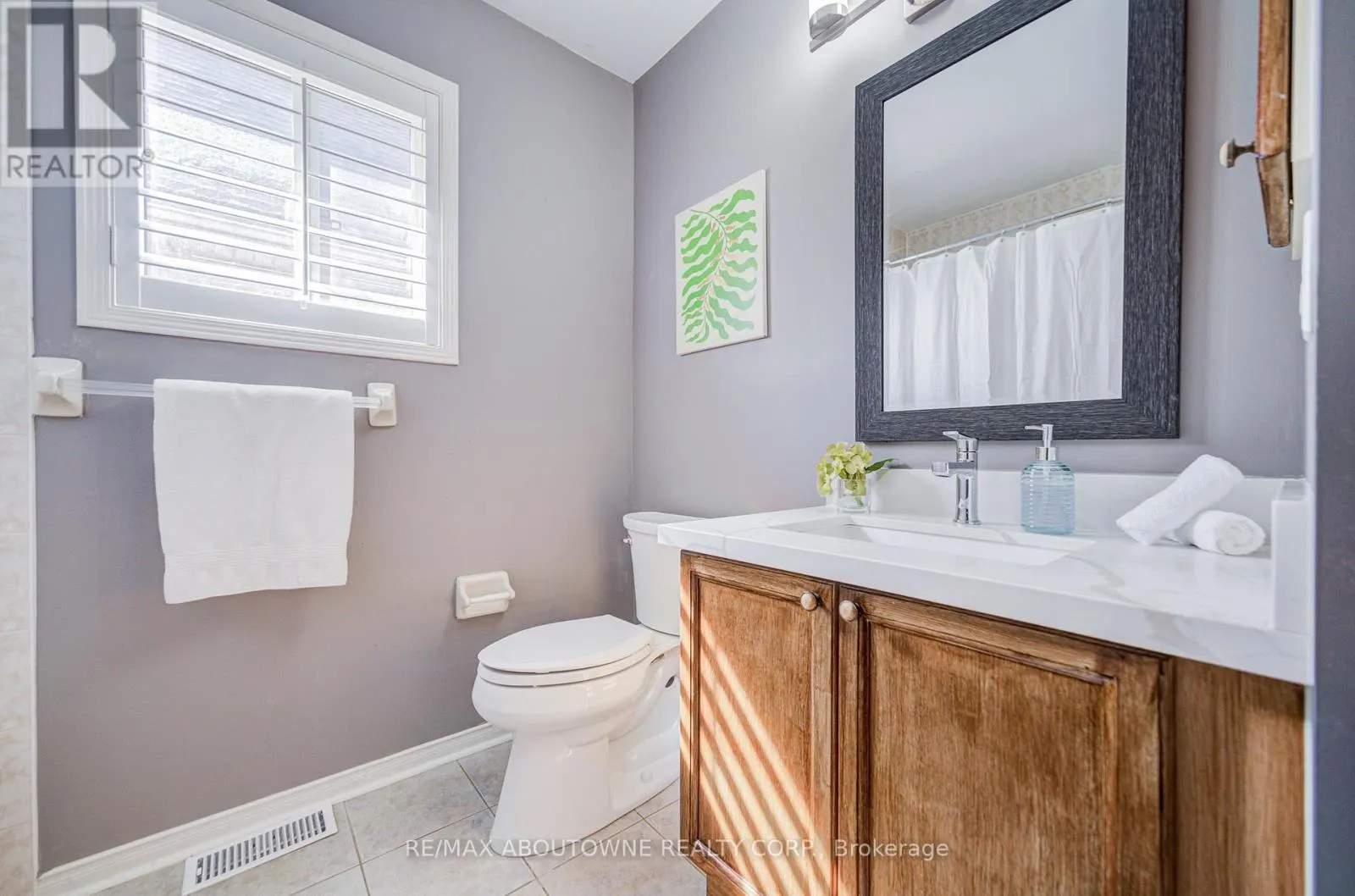 3041 CAULFIELD CRESCENT
