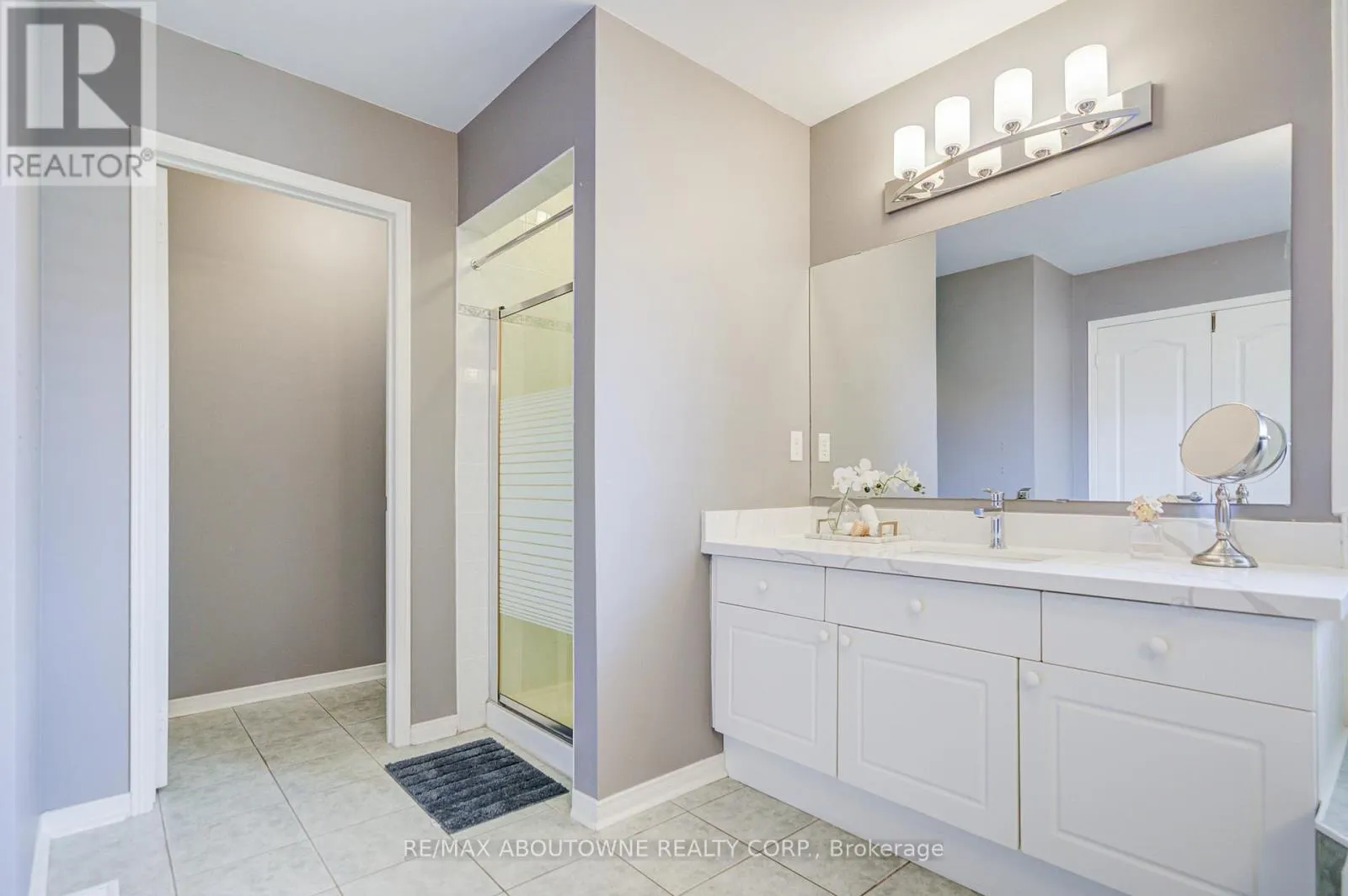 3041 CAULFIELD CRESCENT