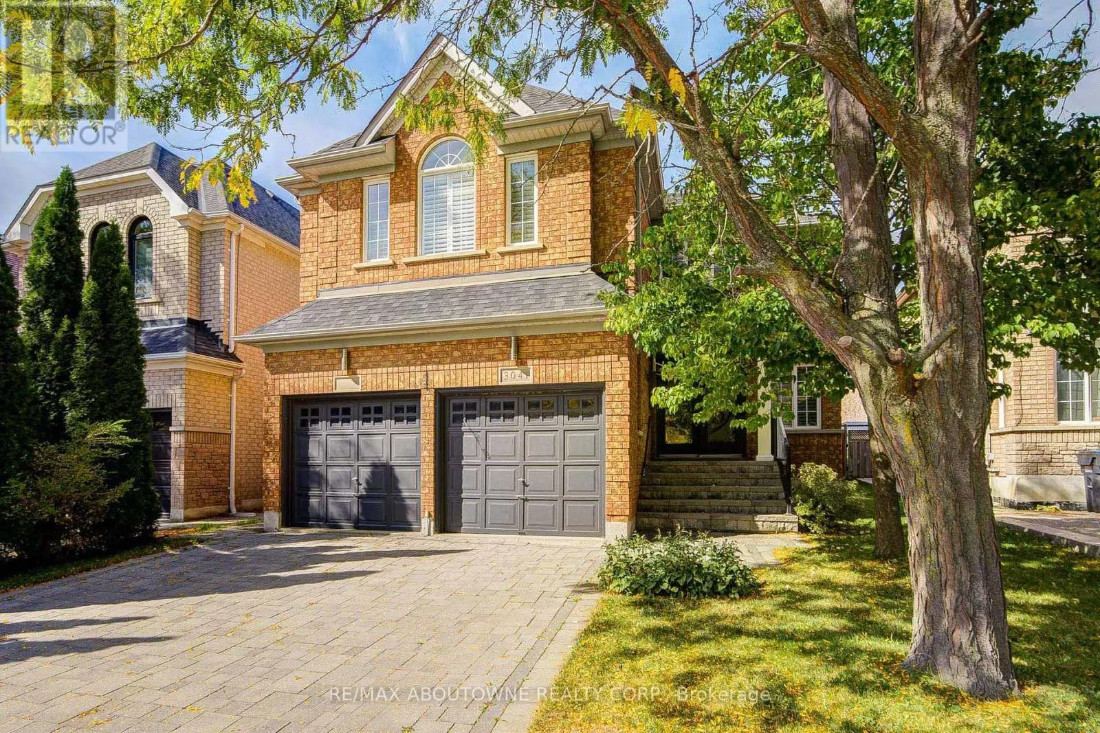 3041 CAULFIELD CRESCENT
