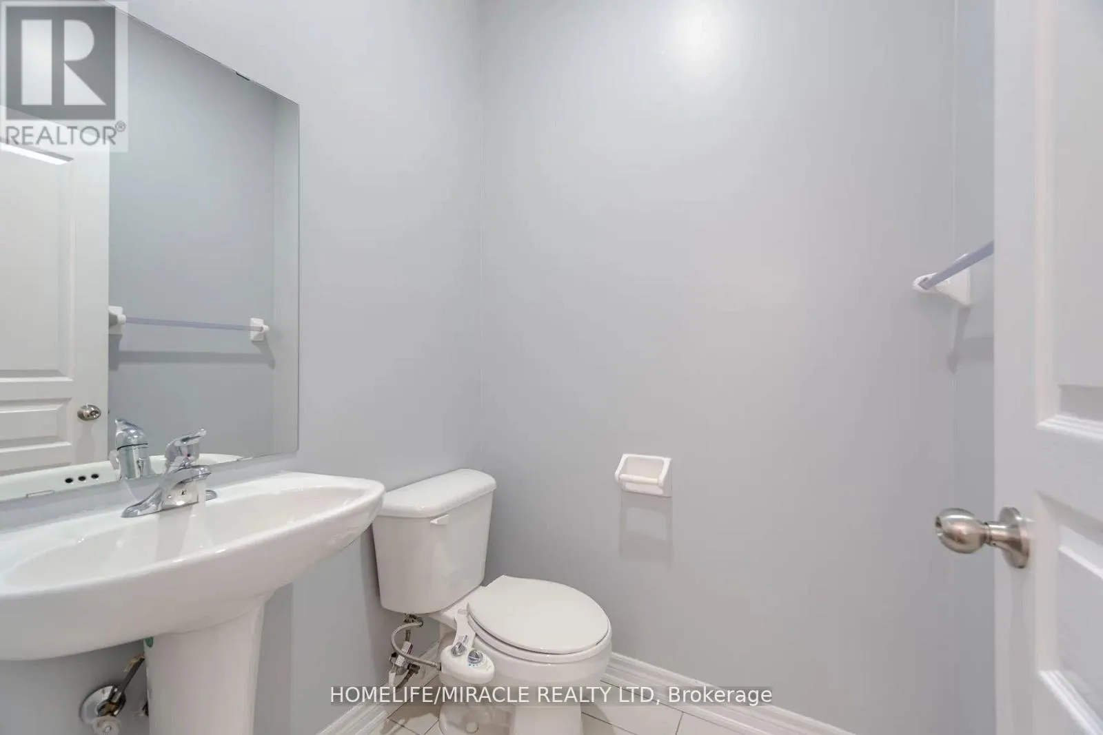 93 KEMPENFELT TRAIL