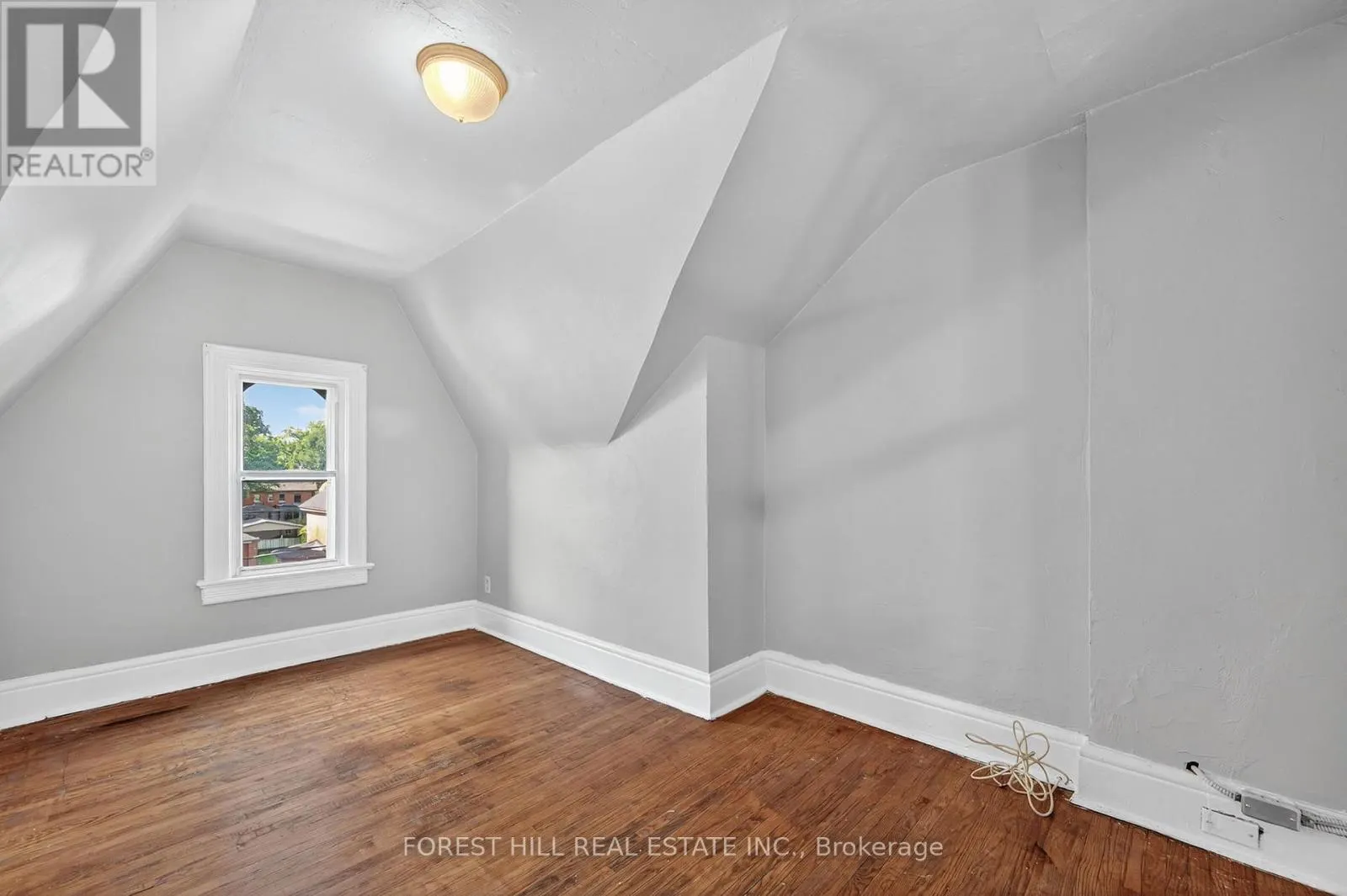 487 CLENDENAN AVENUE