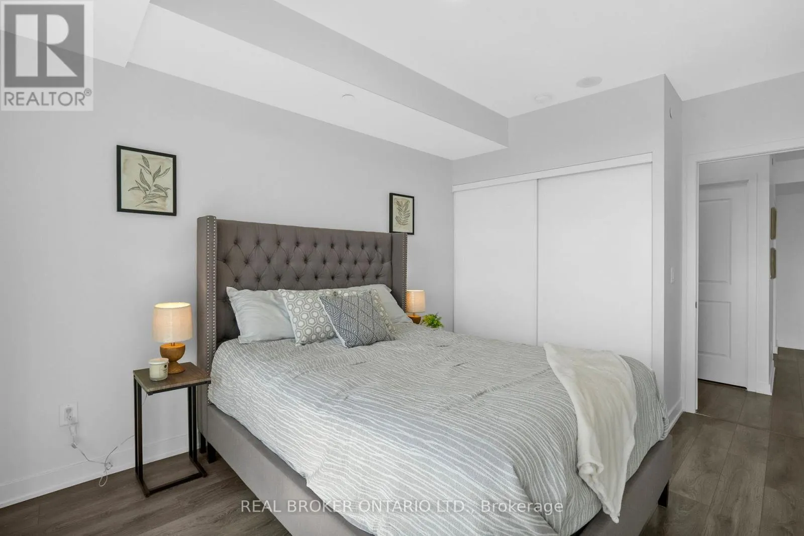 705 - 4633 GLEN ERIN DRIVE