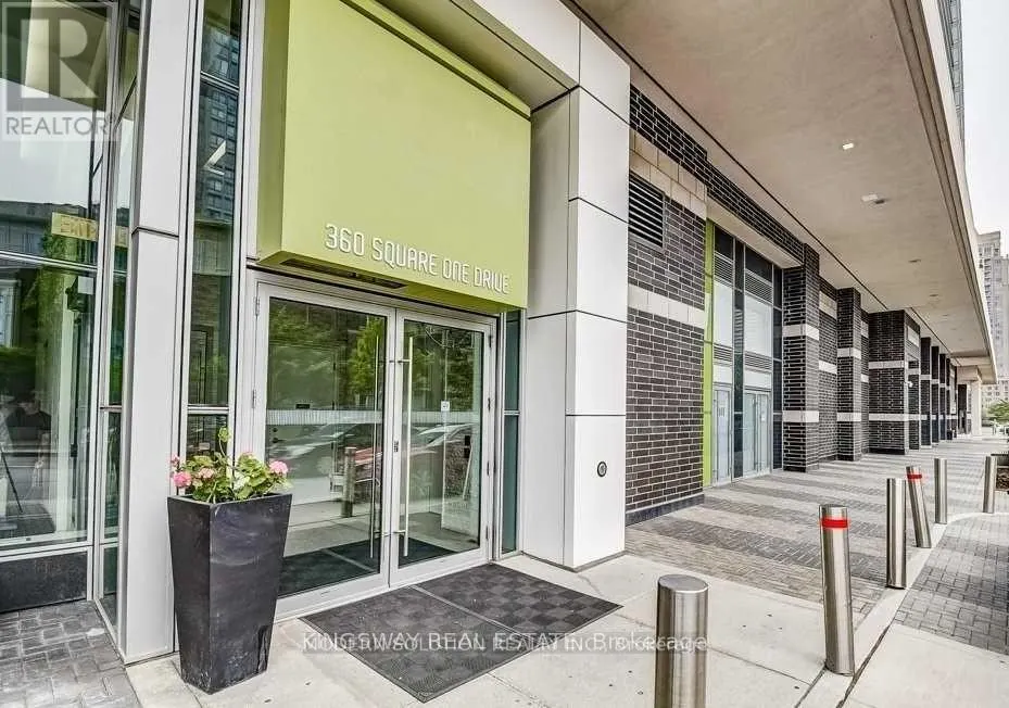 1102 - 360 SQUARE ONE DRIVE