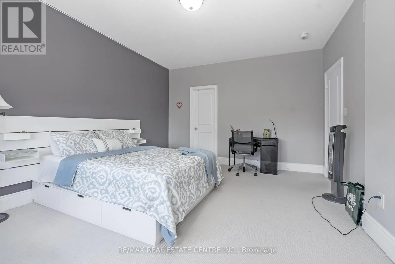 102 BELLADONNA CIRCLE