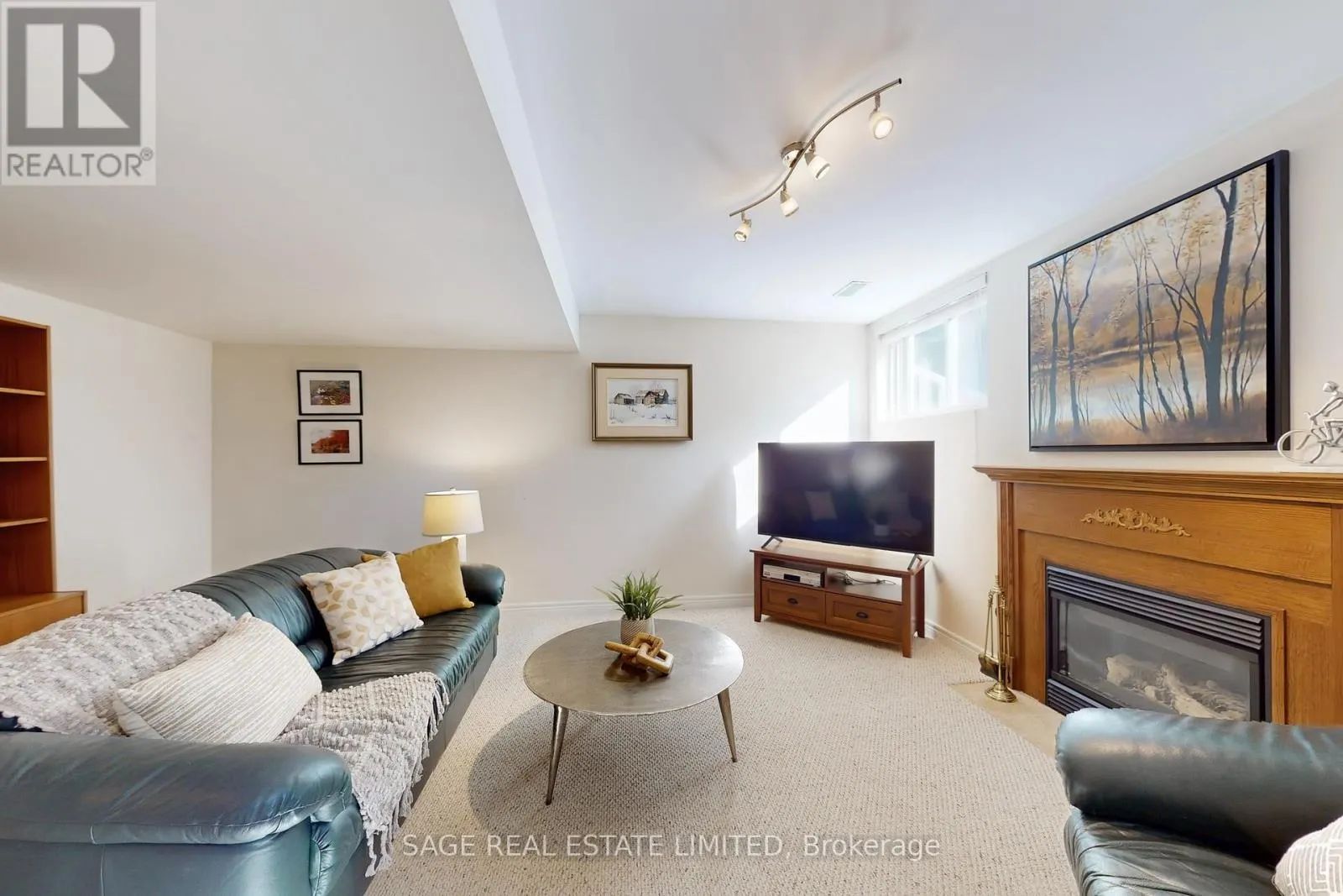 30 NAILSWORTH CRESCENT