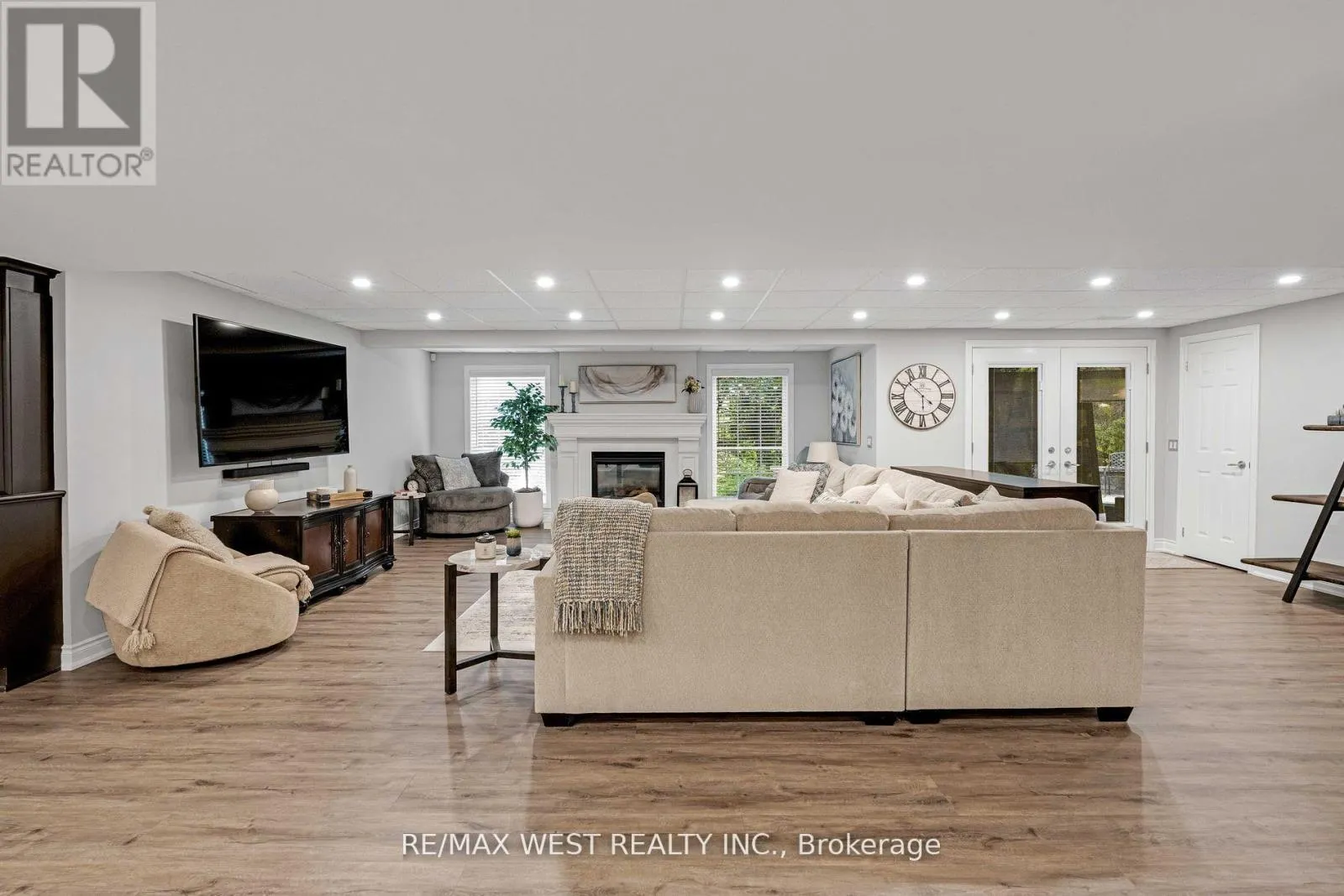 49 MCCAULEY DRIVE