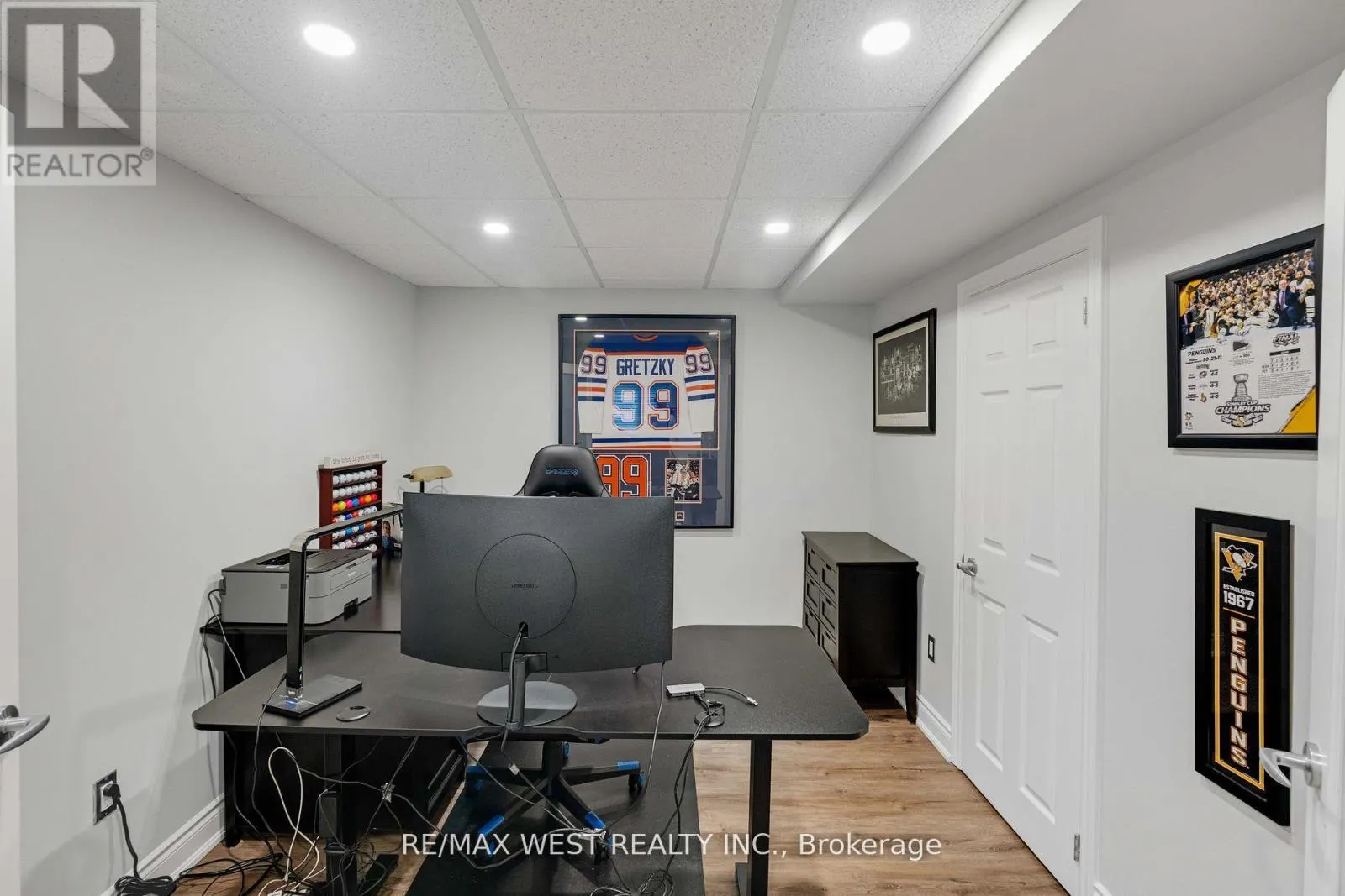 49 MCCAULEY DRIVE