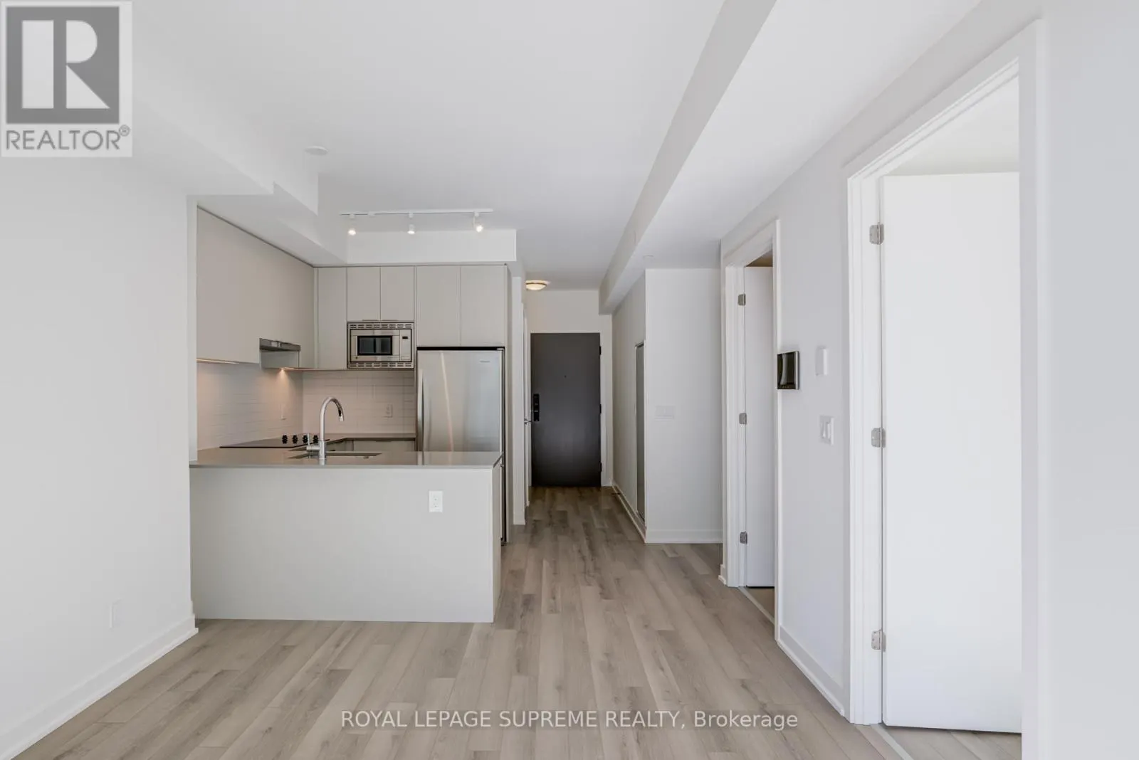 1501 - 3079 TRAFALGAR ROAD