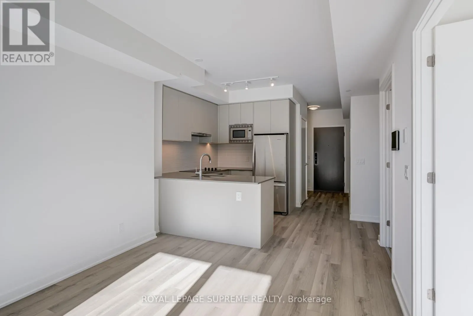 1501 - 3079 TRAFALGAR ROAD