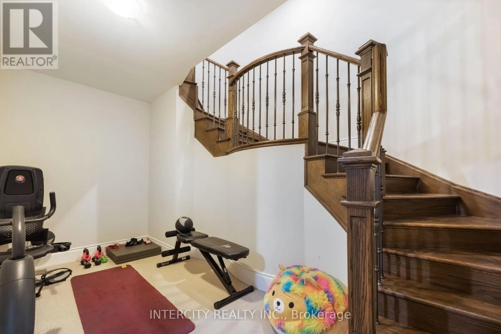 29 CHIMING ROAD