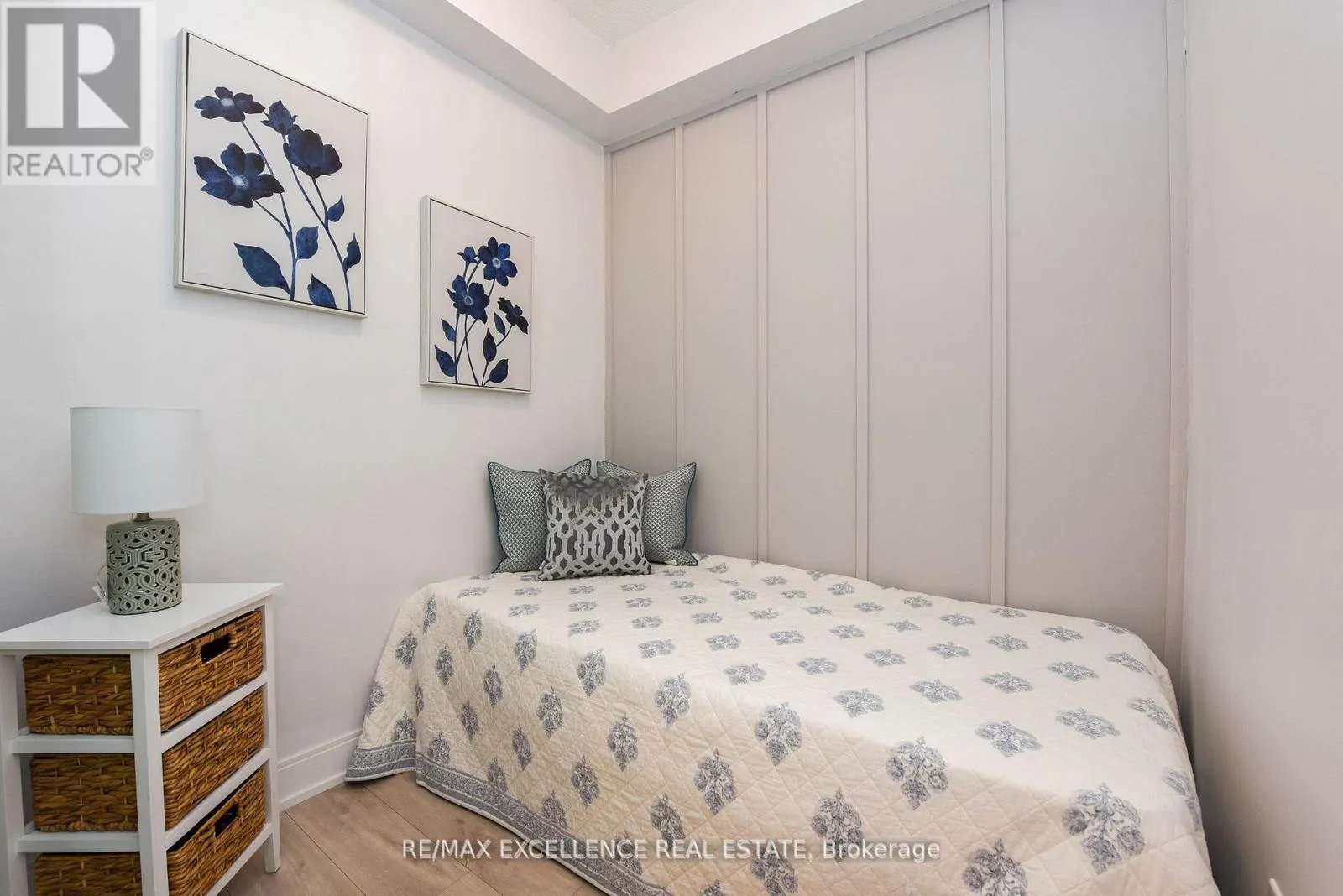 608 - 70 ANNIE CRAIG DRIVE