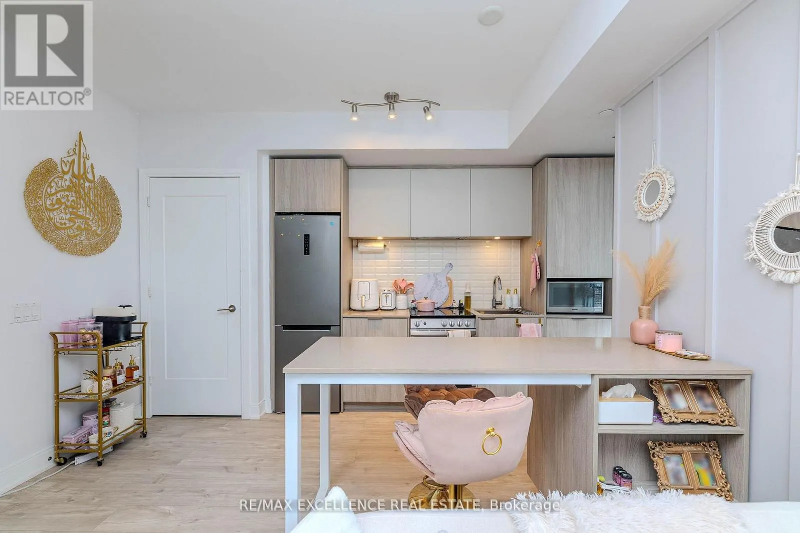 608 - 70 ANNIE CRAIG DRIVE
