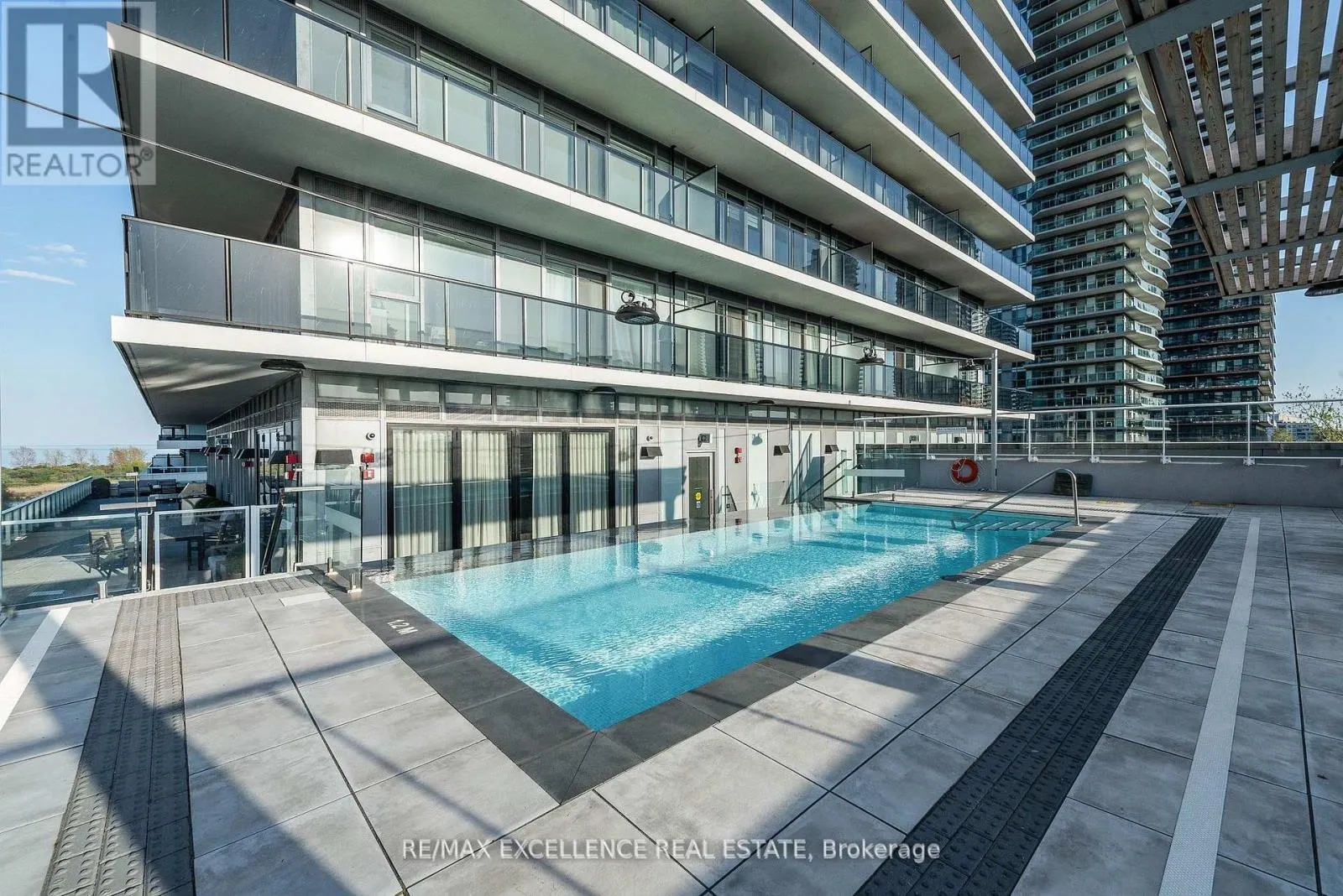 608 - 70 ANNIE CRAIG DRIVE