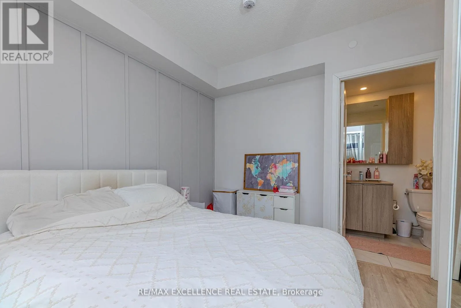 608 - 70 ANNIE CRAIG DRIVE