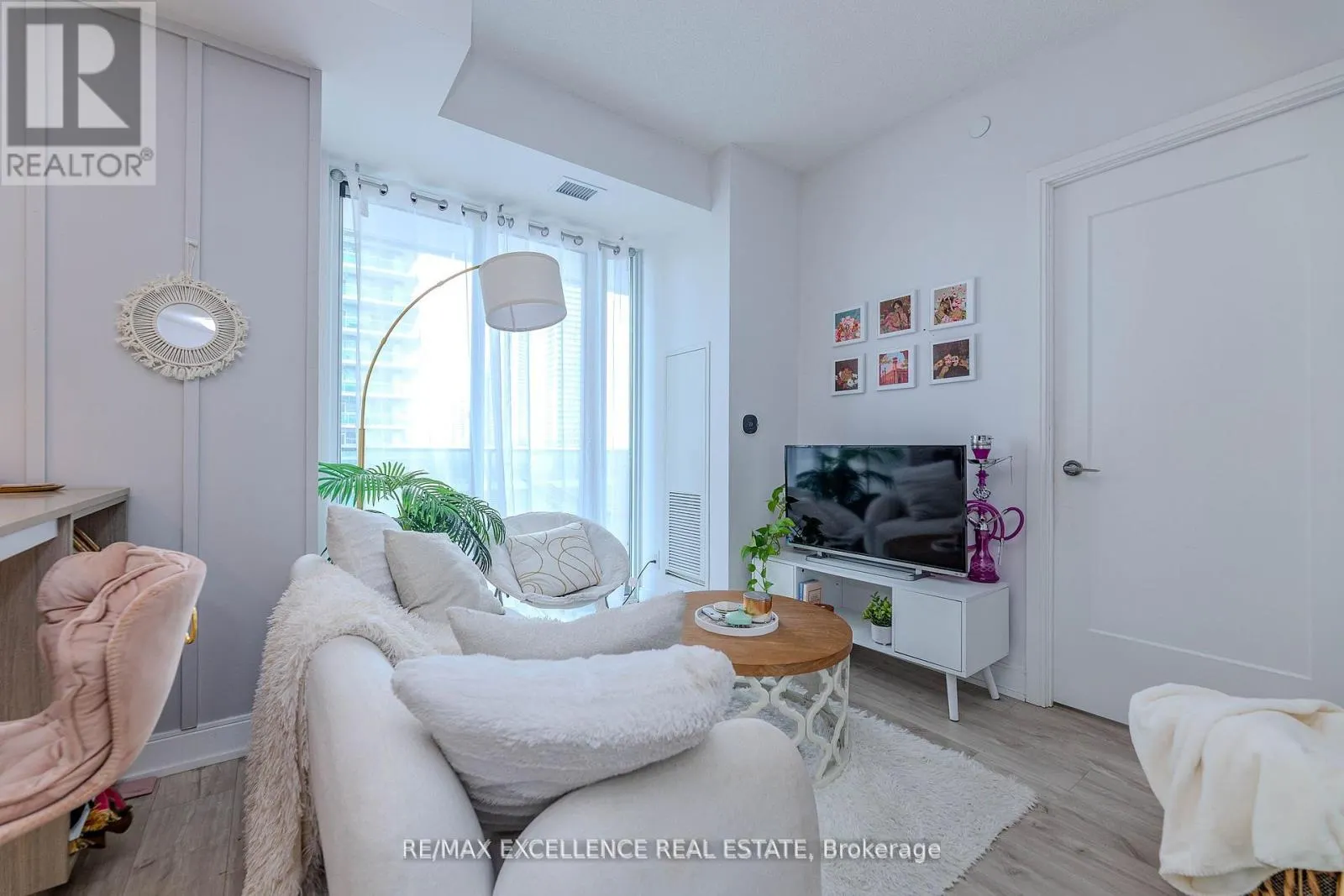 608 - 70 ANNIE CRAIG DRIVE