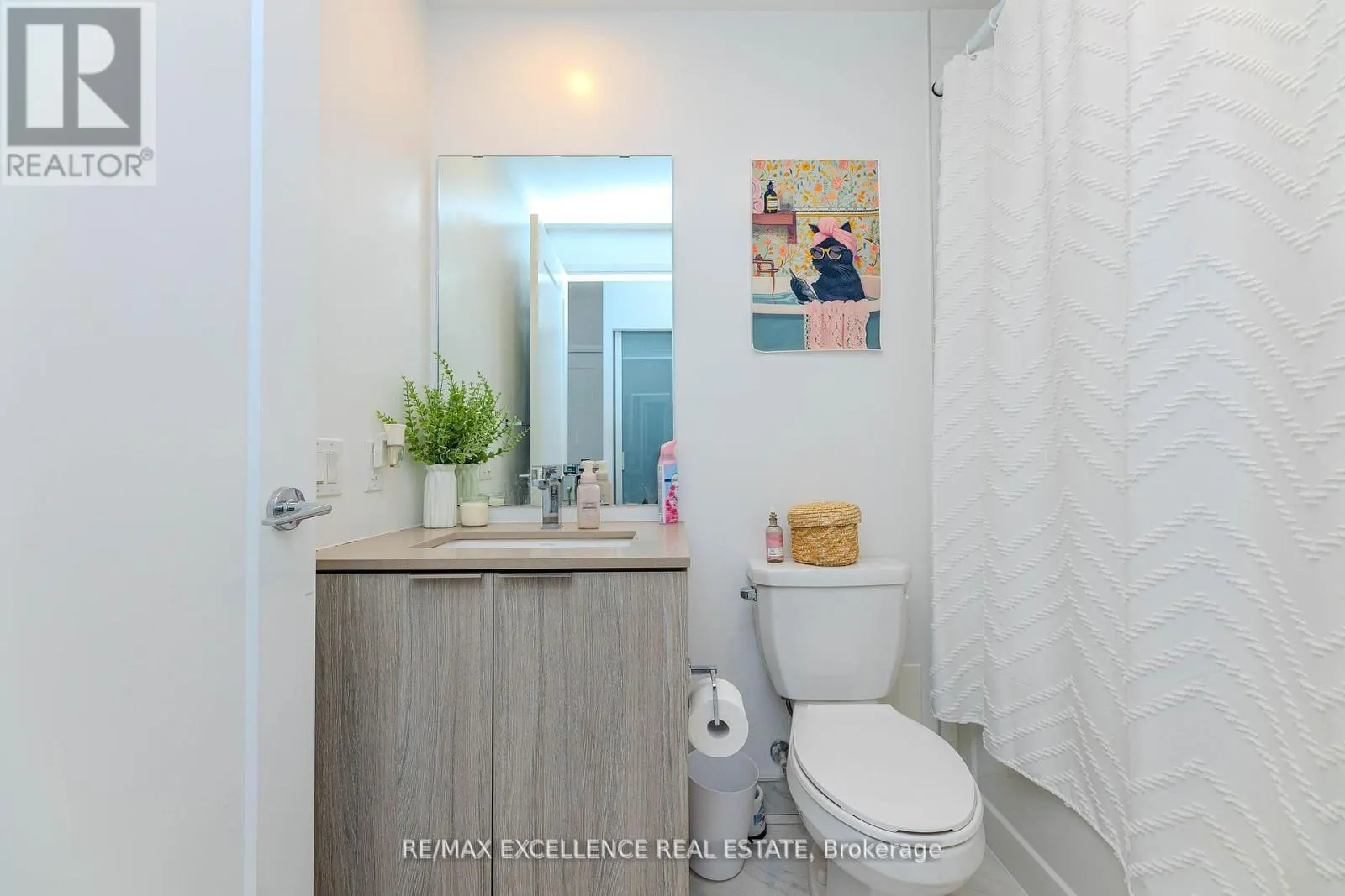 608 - 70 ANNIE CRAIG DRIVE