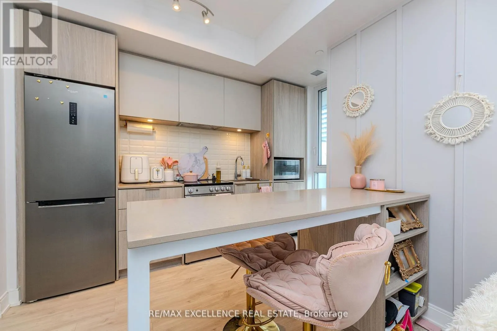 608 - 70 ANNIE CRAIG DRIVE