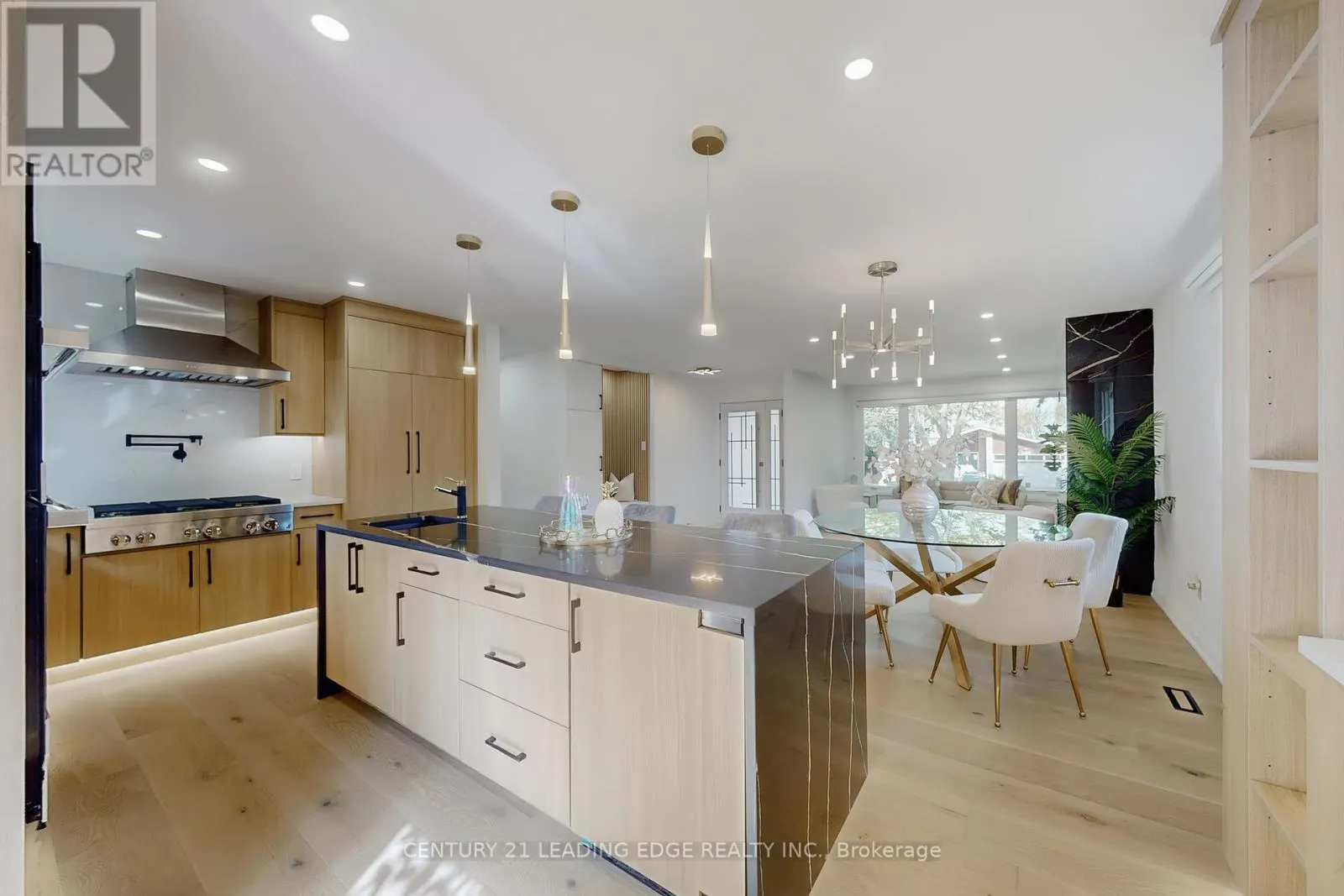2240 SPRINGFIELD COURT