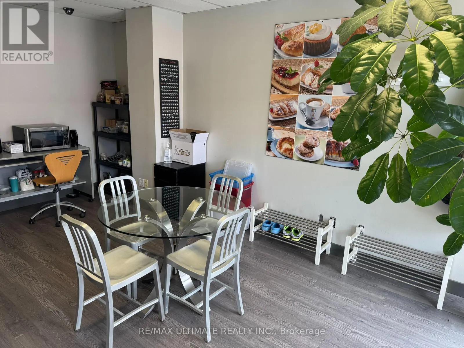 329 EVANS AVENUE