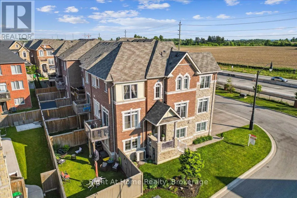 37 ROCKMAN CRESCENT