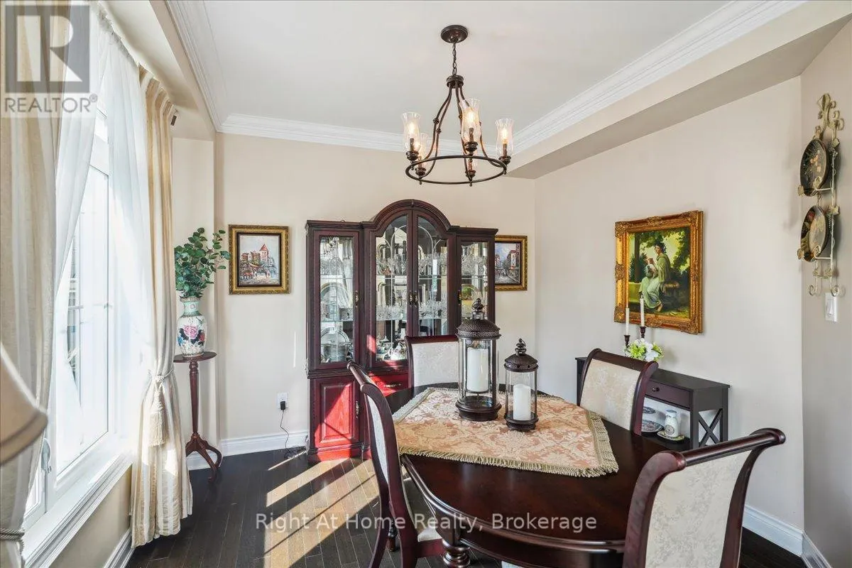 37 ROCKMAN CRESCENT