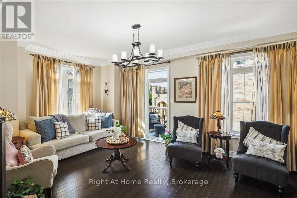 37 ROCKMAN CRESCENT