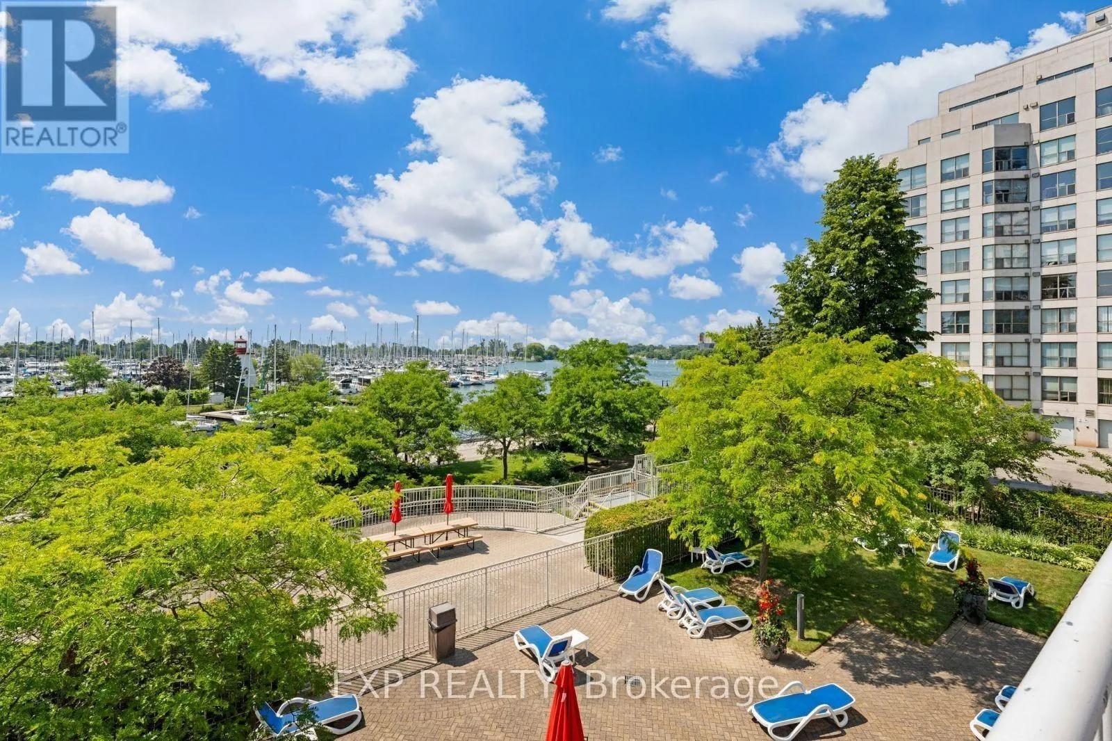 305 - 2269 LAKE SHORE BOULEVARD W