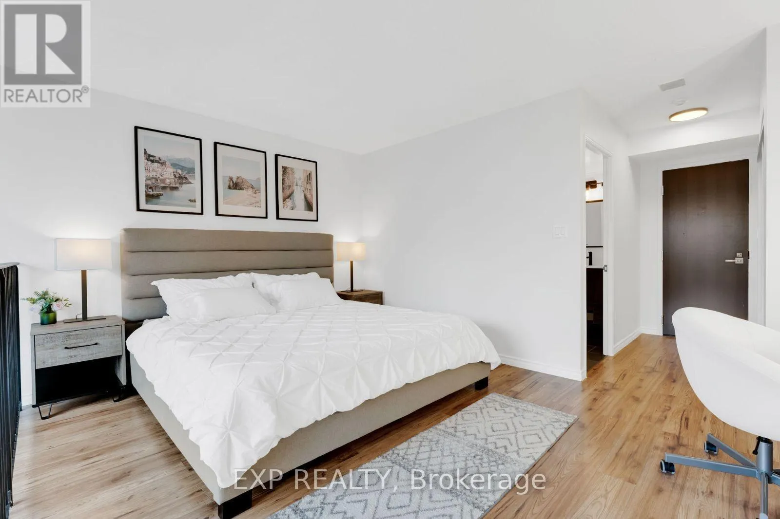 305 - 2269 LAKE SHORE BOULEVARD W