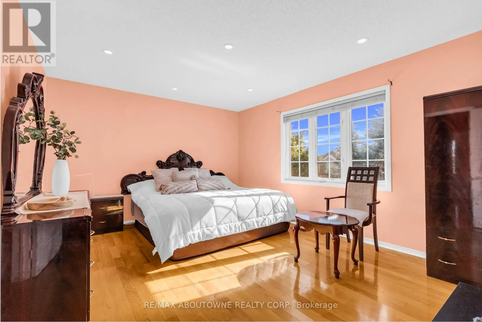 7 ROCKROSE DRIVE