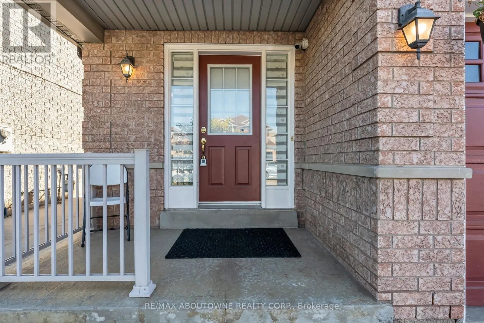 7 ROCKROSE DRIVE