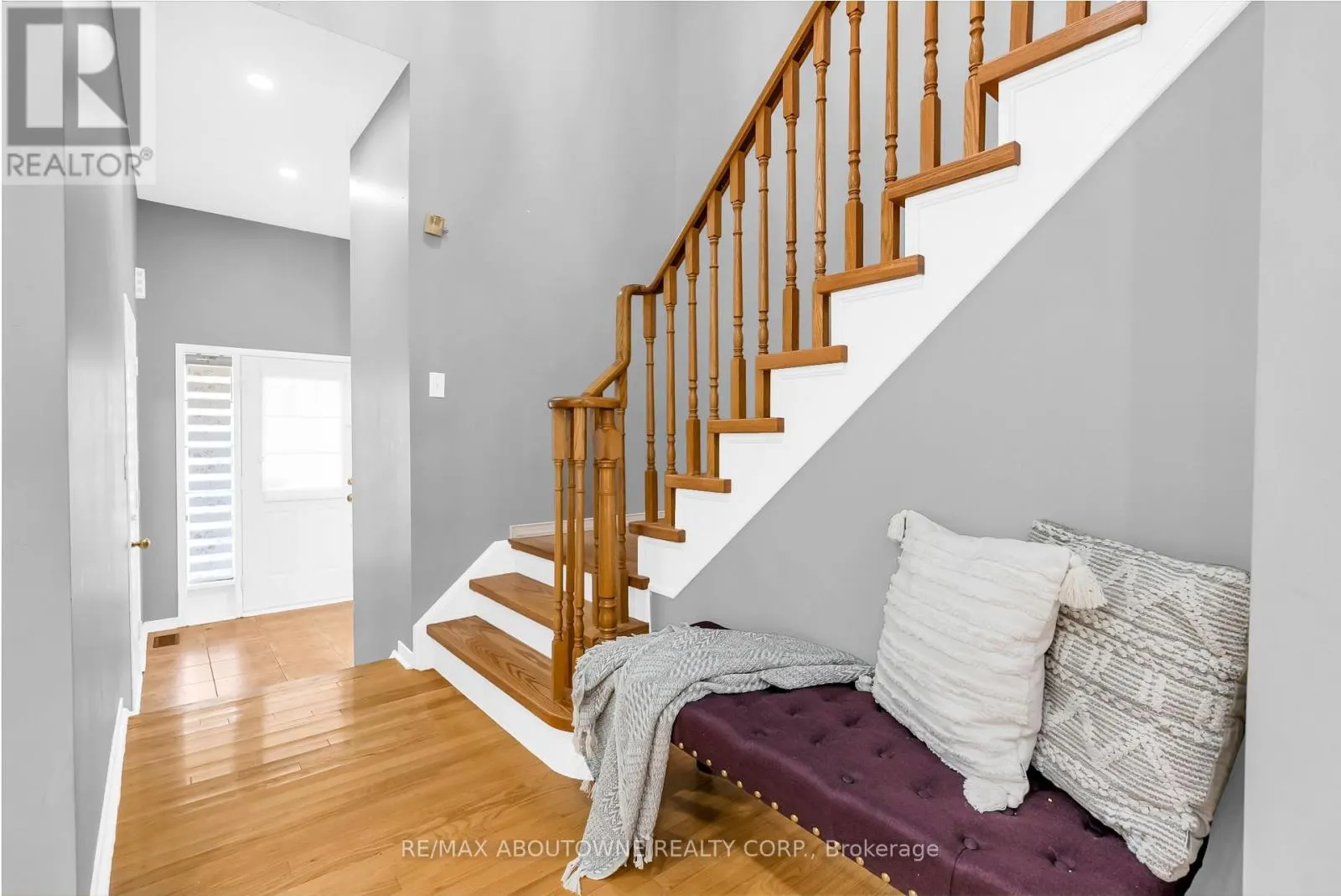 7 ROCKROSE DRIVE