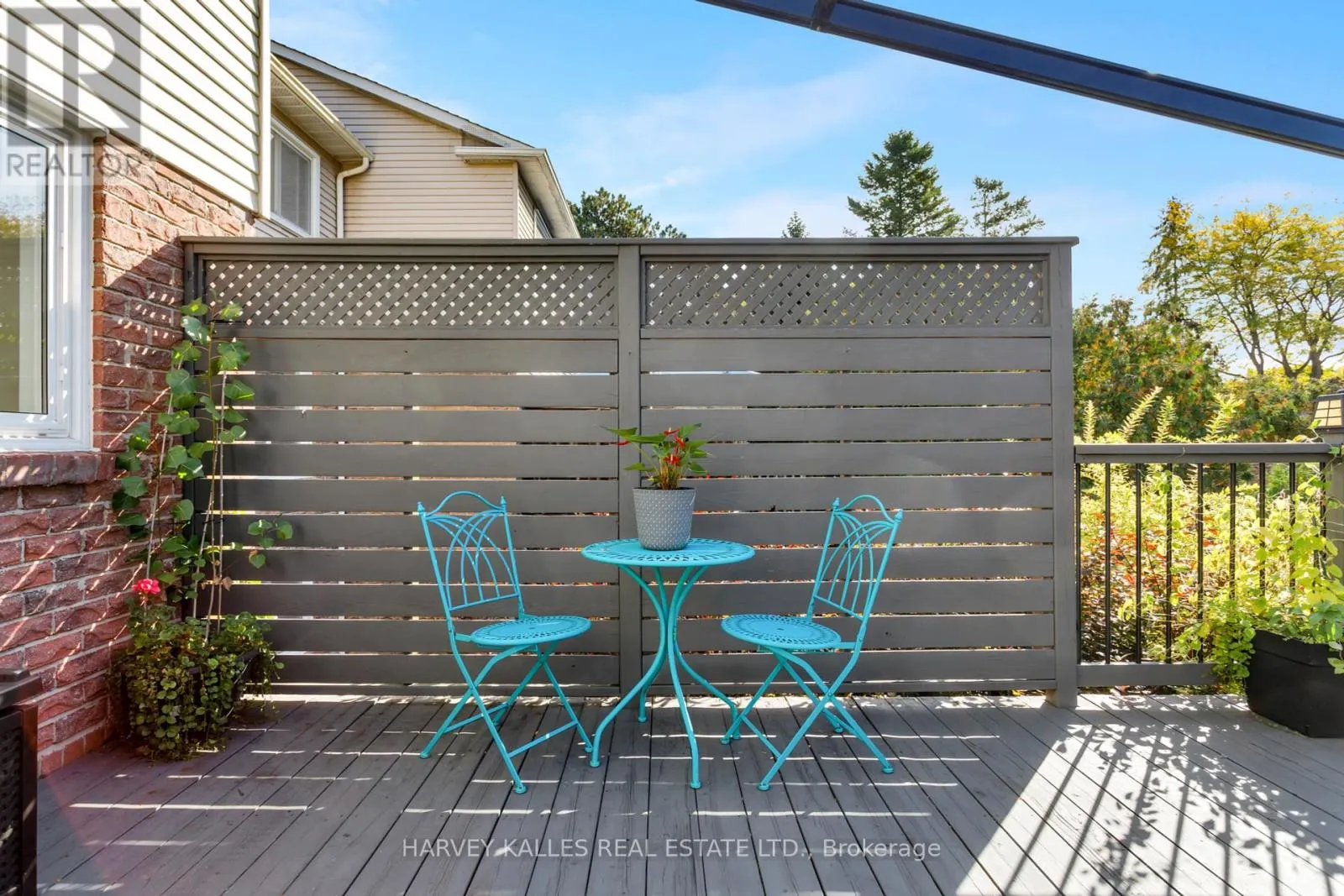 1084 BORDEAUX COURT