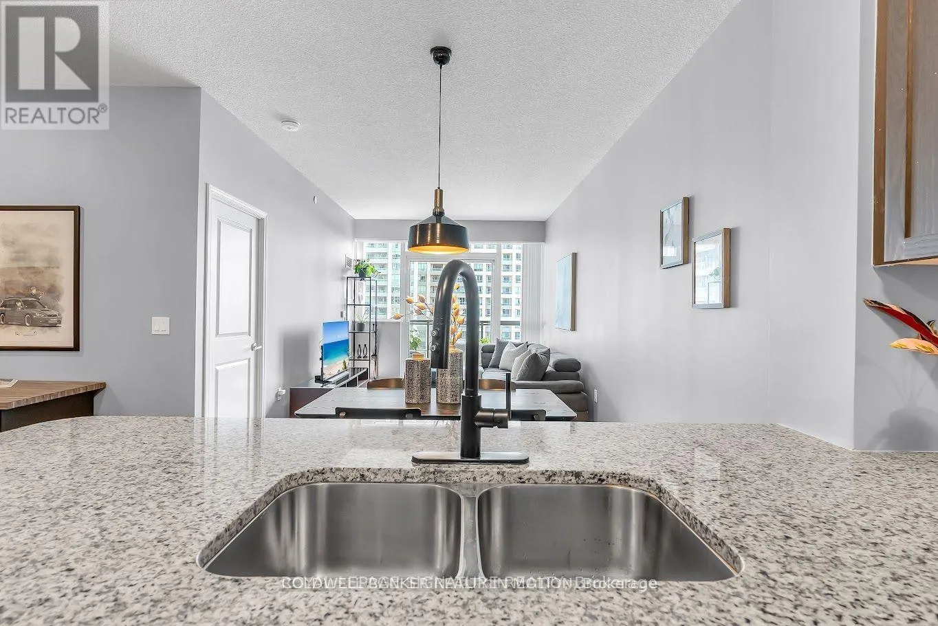 1108 - 349 RATHBURN ROAD W
