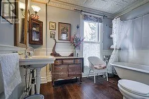 125 MACDONELL AVENUE