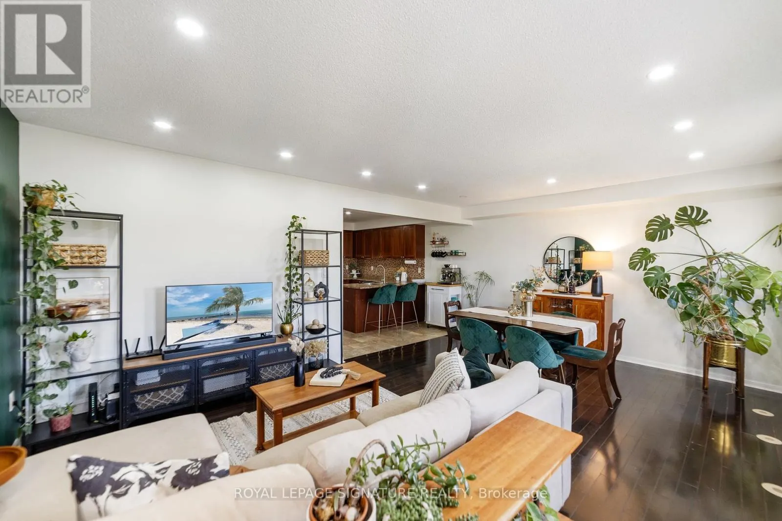 3113 STORNOWAY CIRCLE