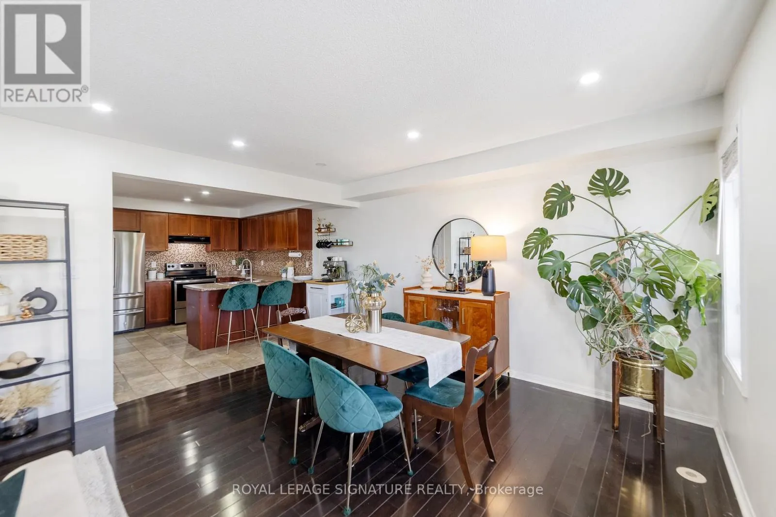 3113 STORNOWAY CIRCLE