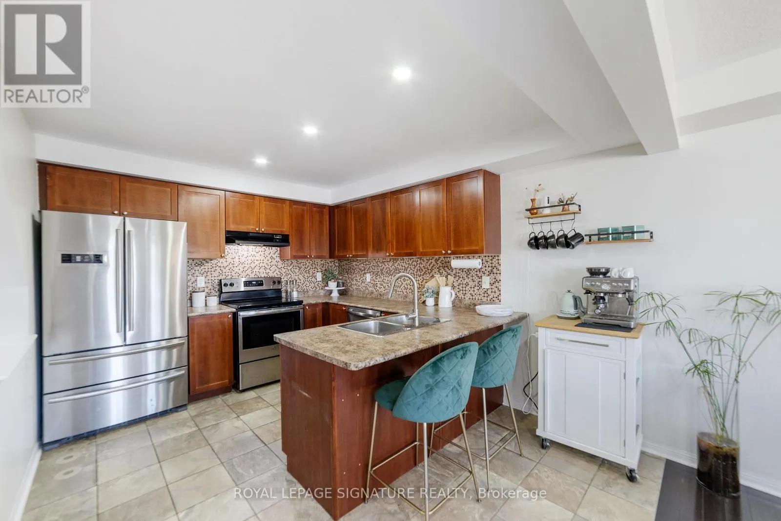 3113 STORNOWAY CIRCLE