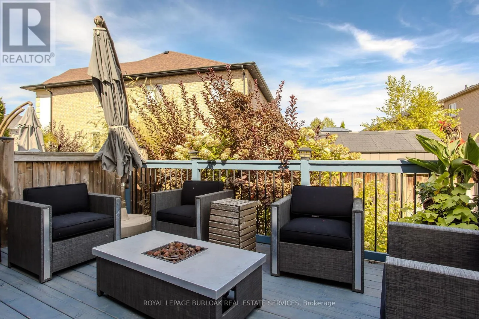 3295 HOPKINS DRIVE