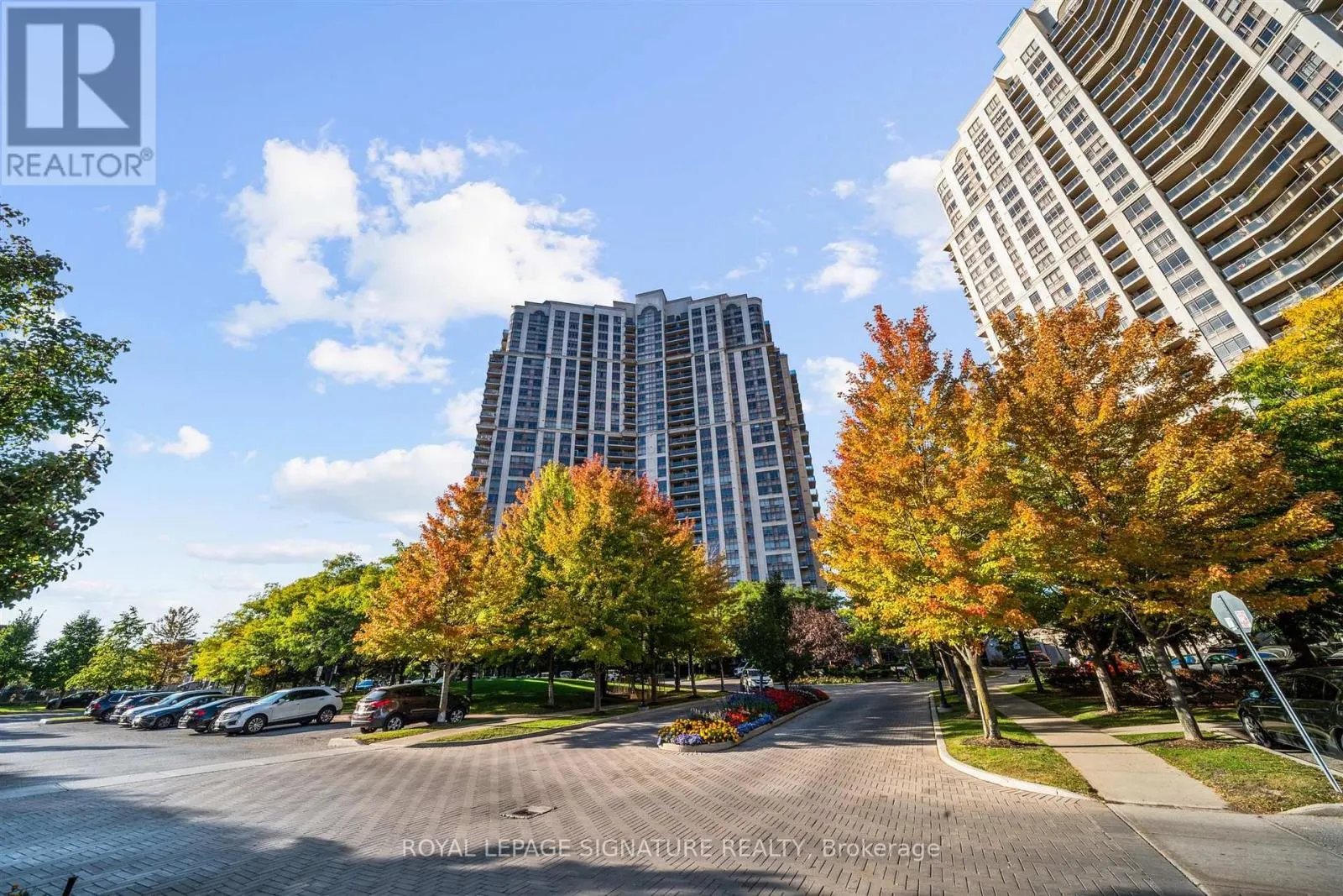 2407 - 710 HUMBERWOOD BOULEVARD