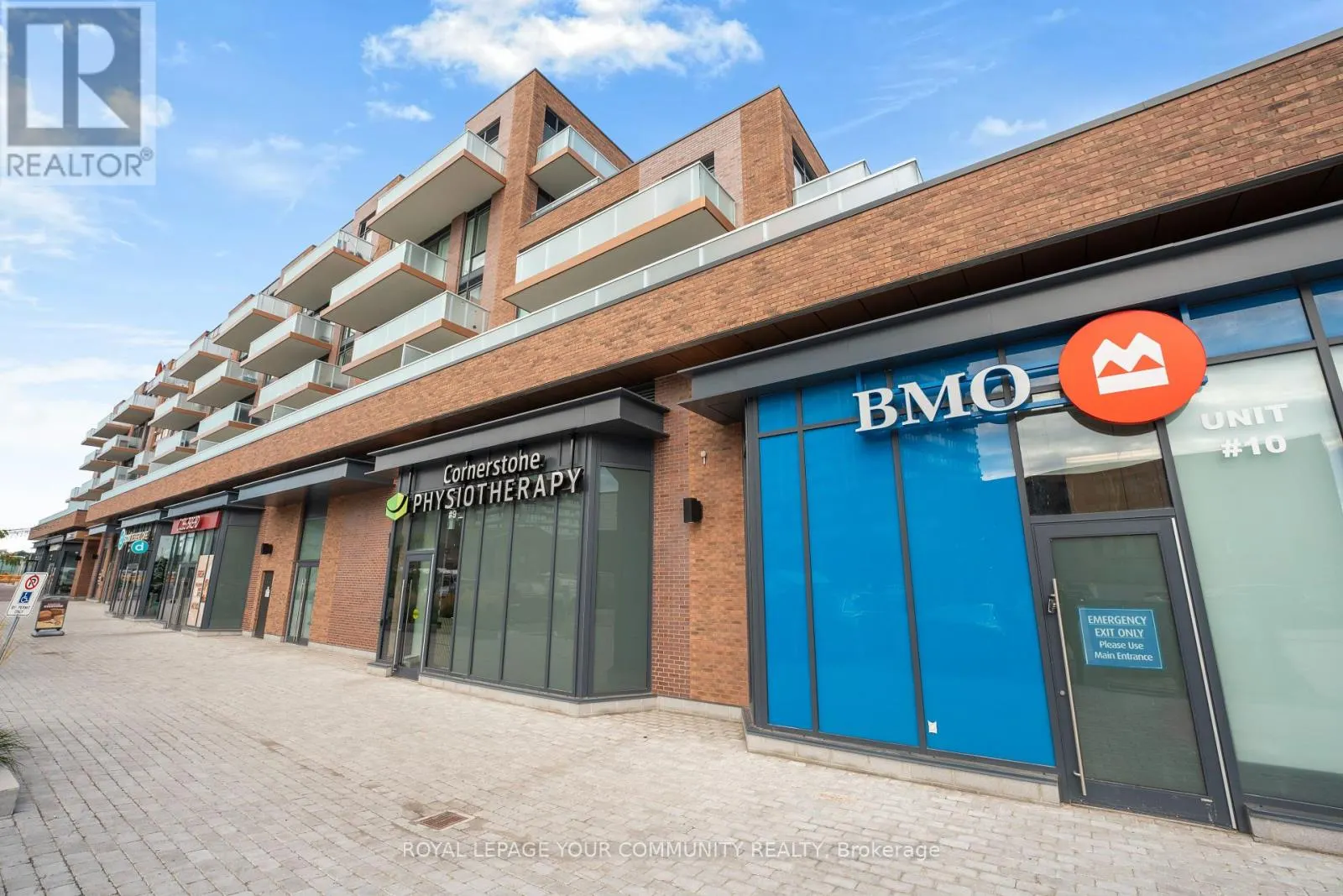 215 LAKESHORE ROAD W