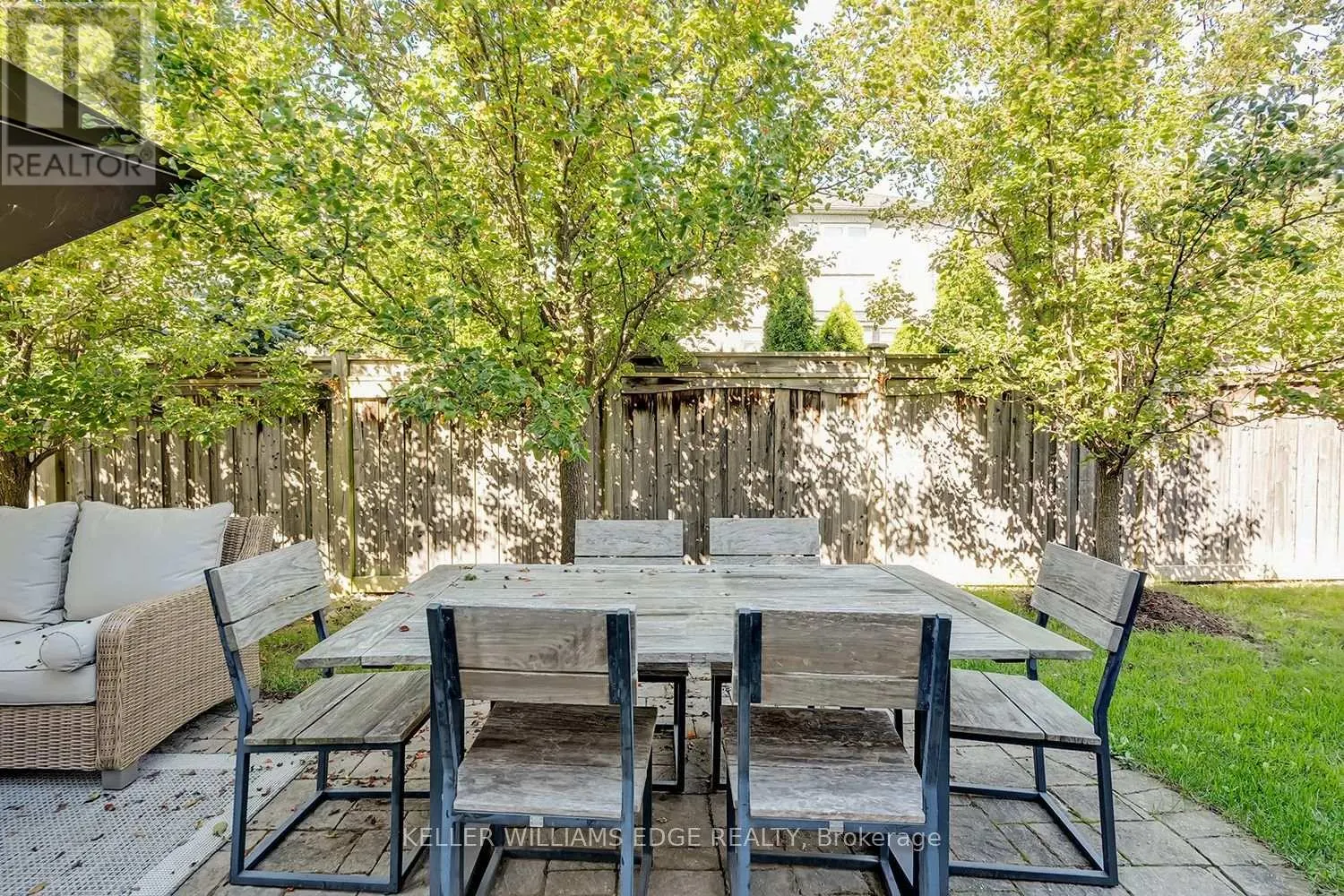 3327 SKIPTON LANE