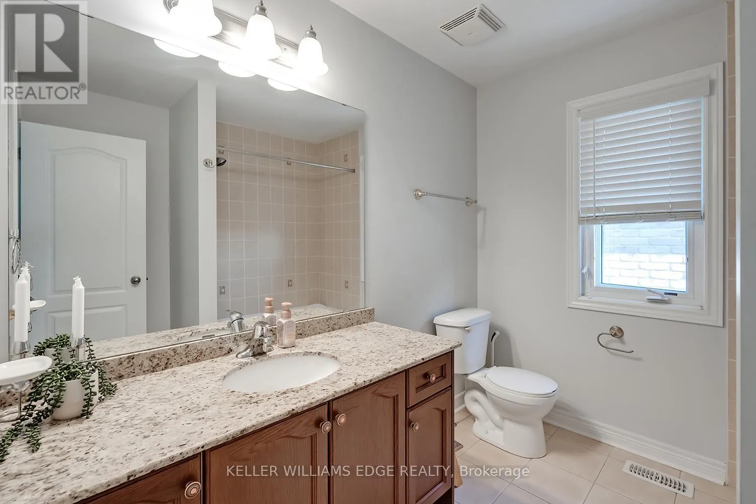 3327 SKIPTON LANE