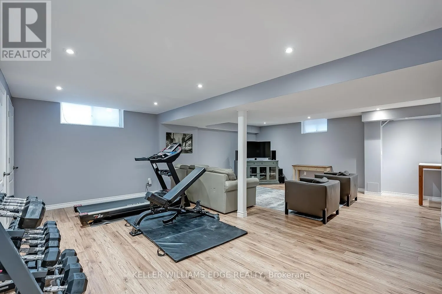 3327 SKIPTON LANE