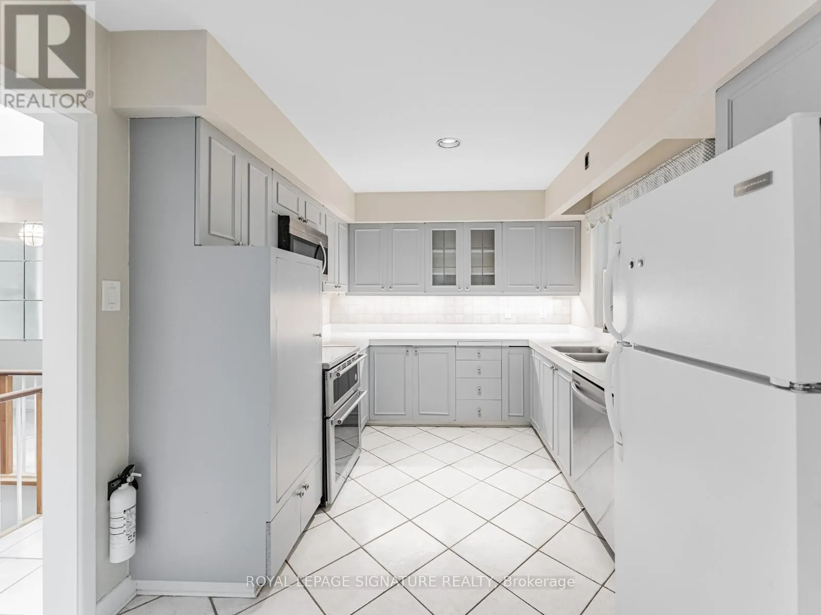 1447 MERROW ROAD