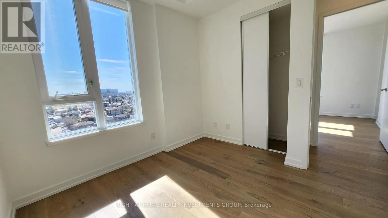 1118 - 3100 KEELE STREET