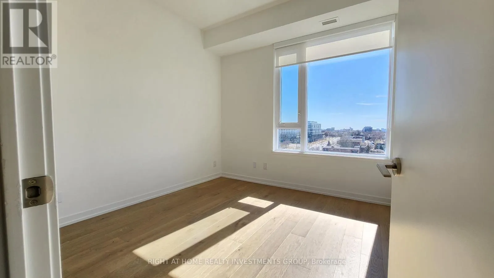 1118 - 3100 KEELE STREET