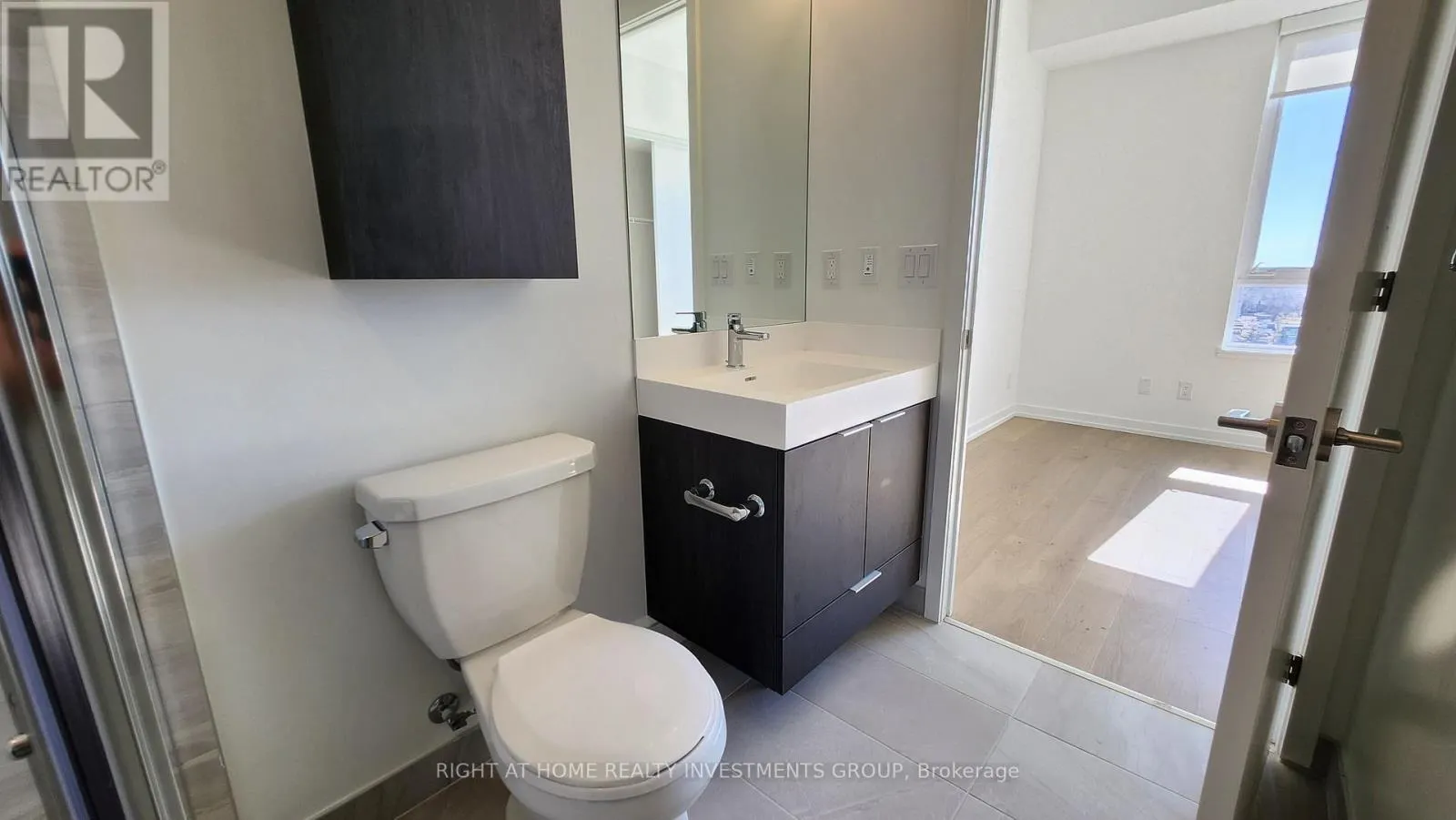 1118 - 3100 KEELE STREET