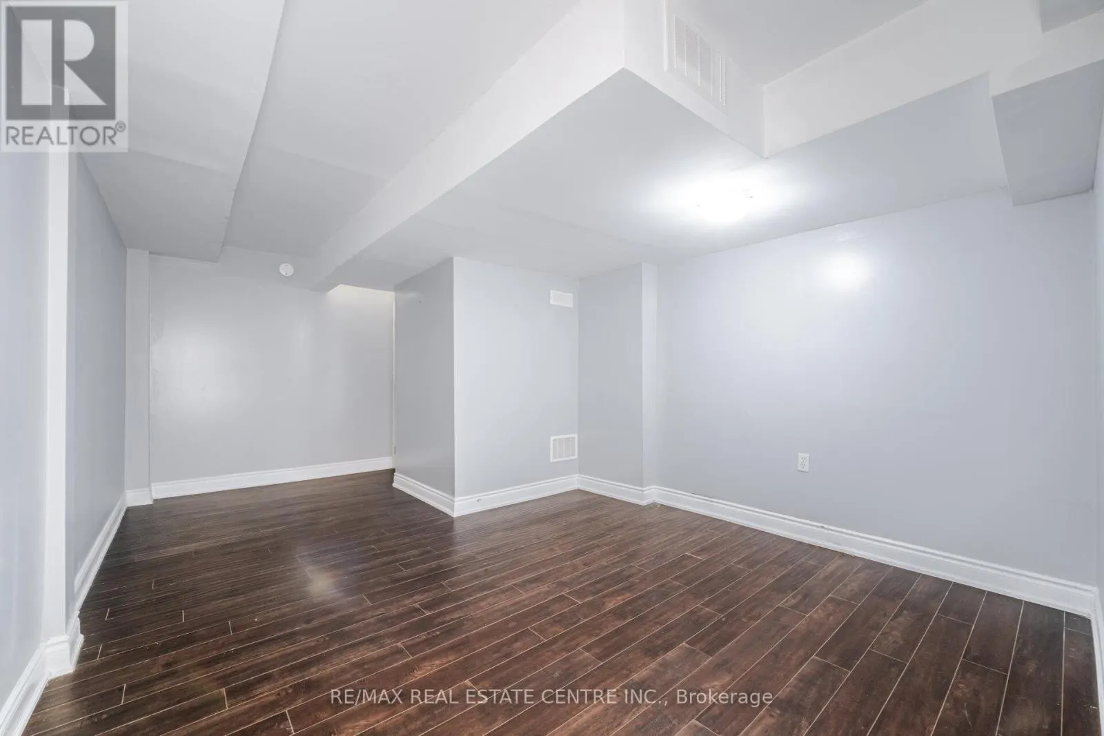 181 BRISDALE DRIVE