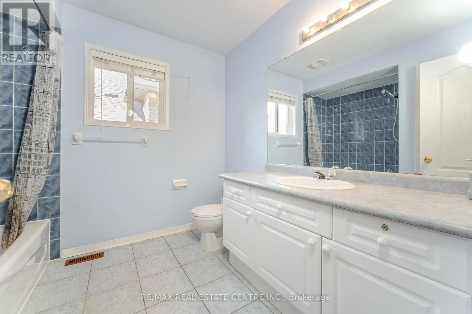 181 BRISDALE DRIVE